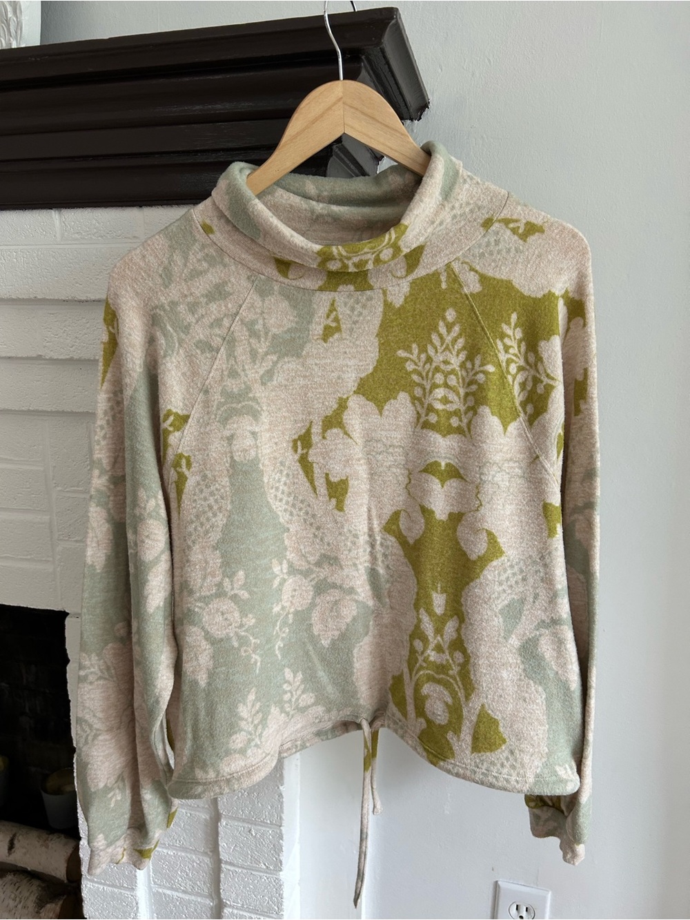 Saturday Sunday Floral Turtleneck Pullover in Sage, Olive & Cream Size S